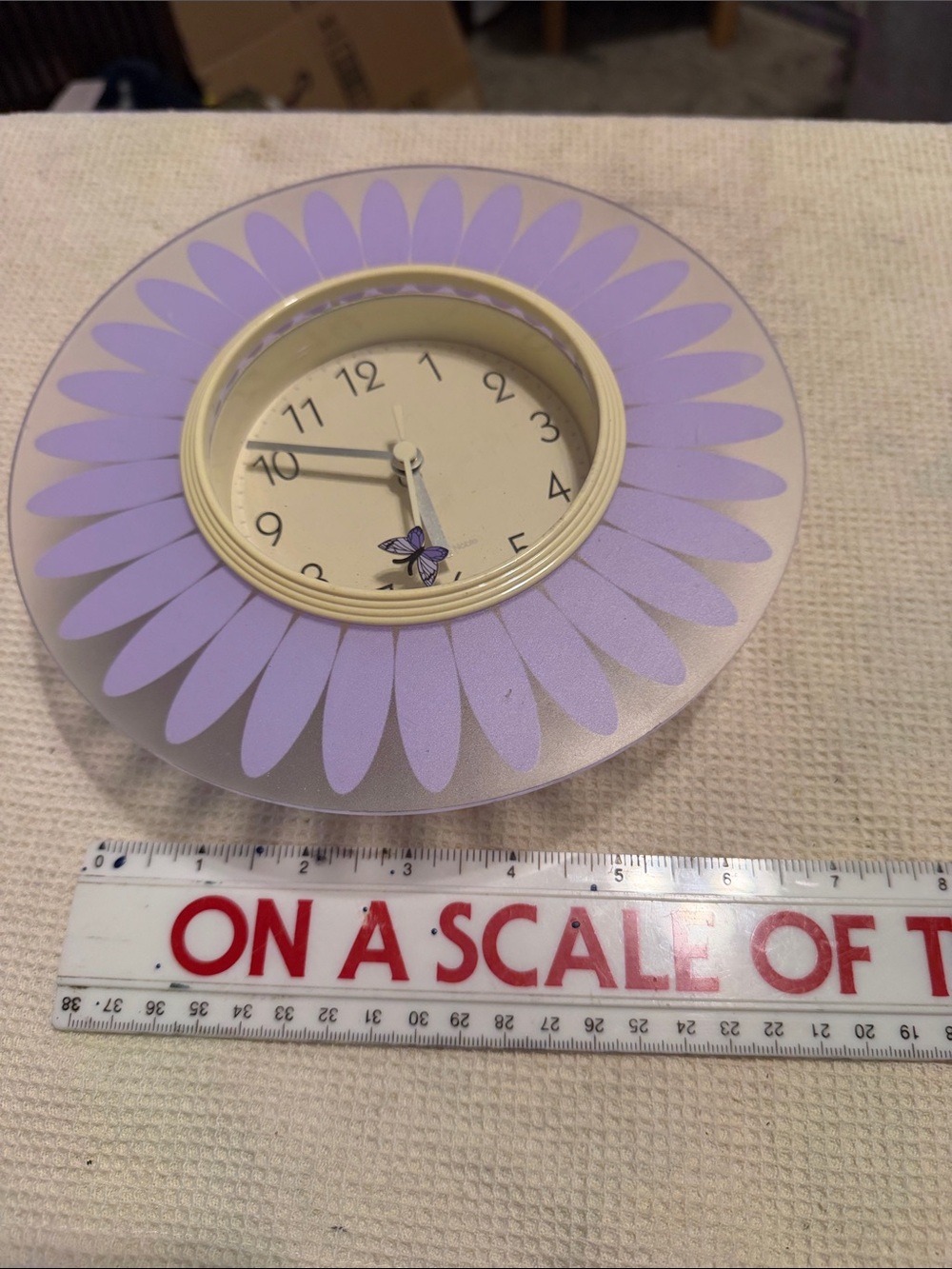 Y2K Sterling Noble Purple Daisy Flower Butterfly Wall Clock 90s Retro Girlscore